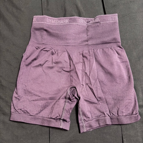Gymshark Seamless Purple Women's Shorts - Picture 2 of 2